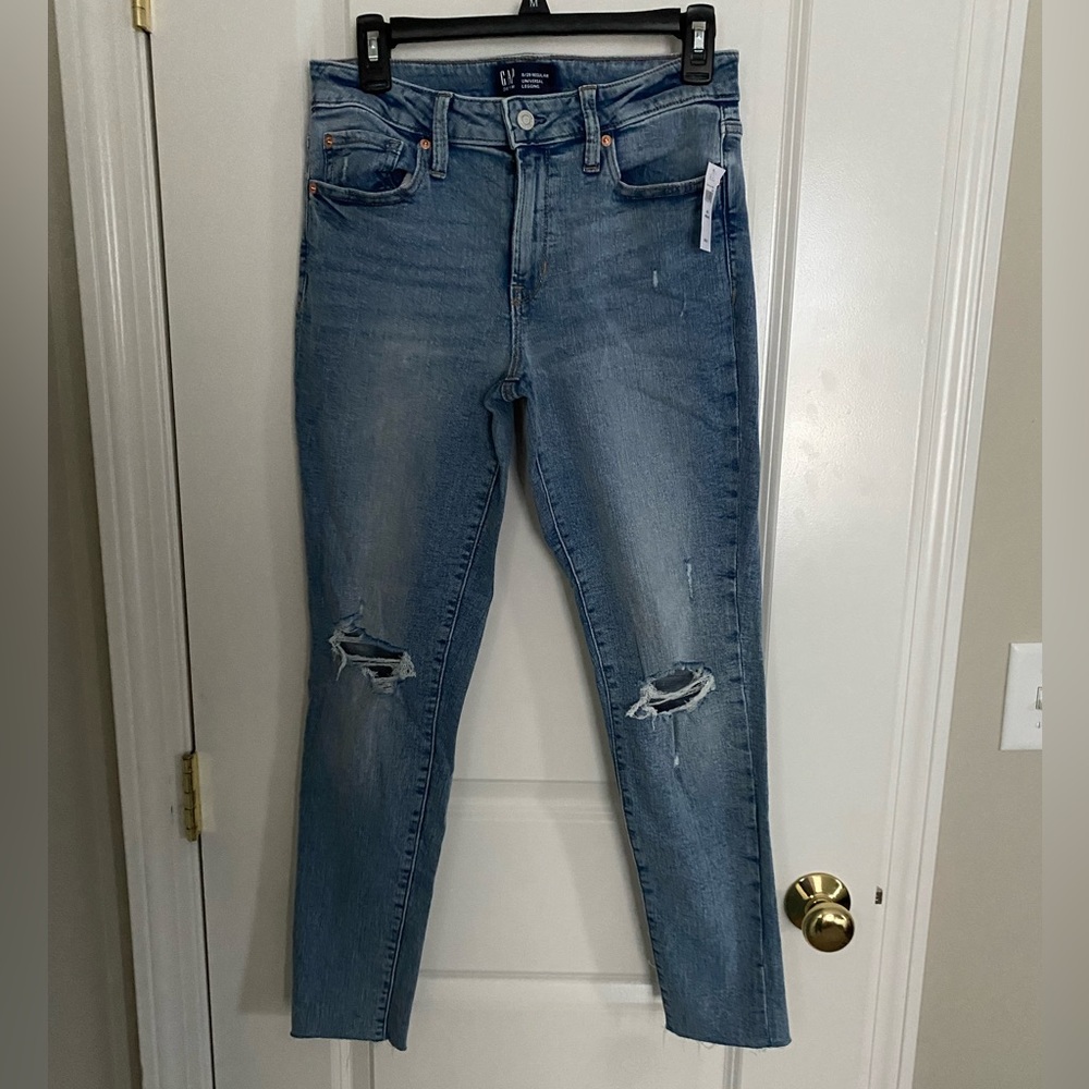NWT Gap Universal Legging Jeans size 8/29